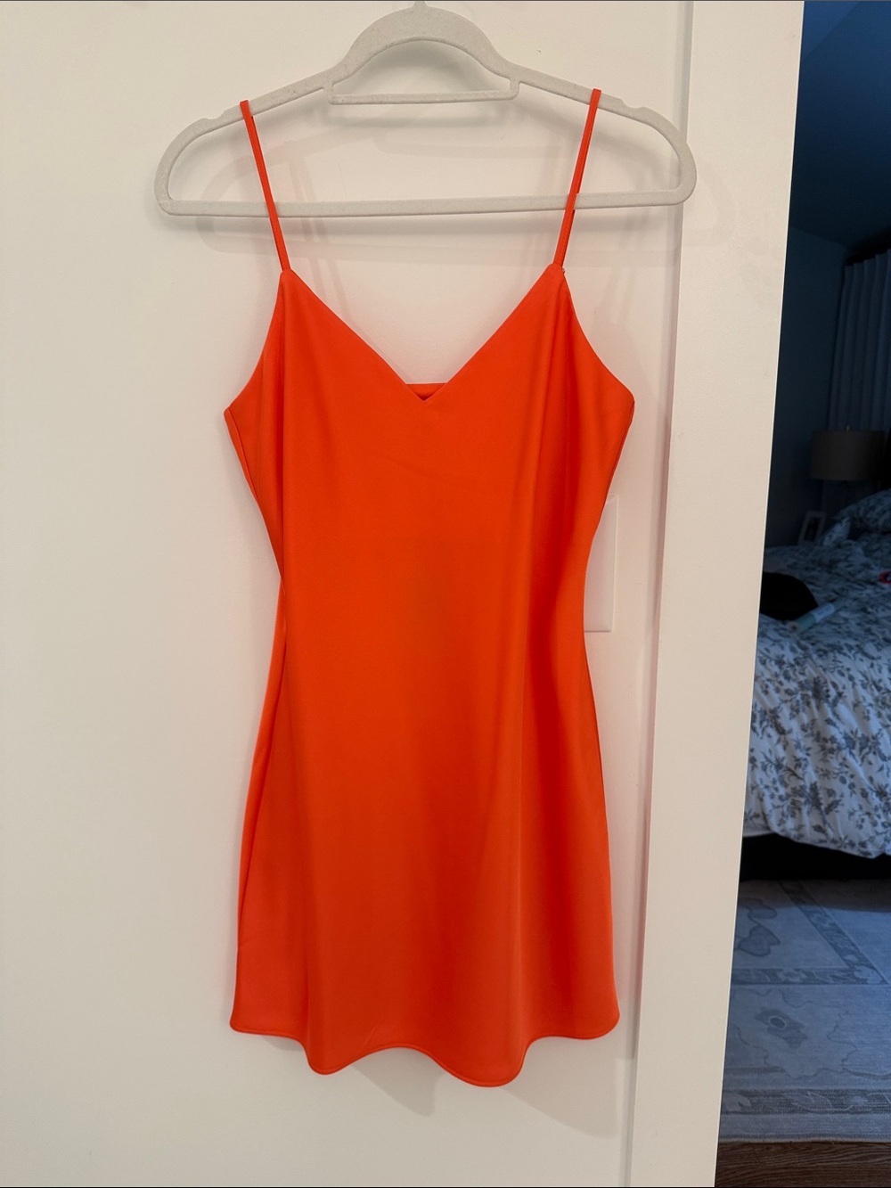 NWT Gianni Bini Women’s V-Neck Satin Slip Dress - Orange
